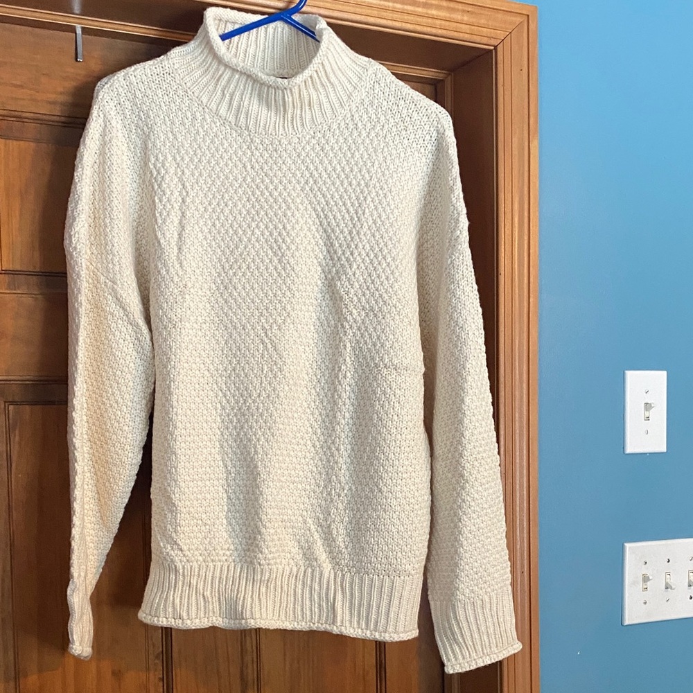 Elegant Cream Turtleneck Sweater